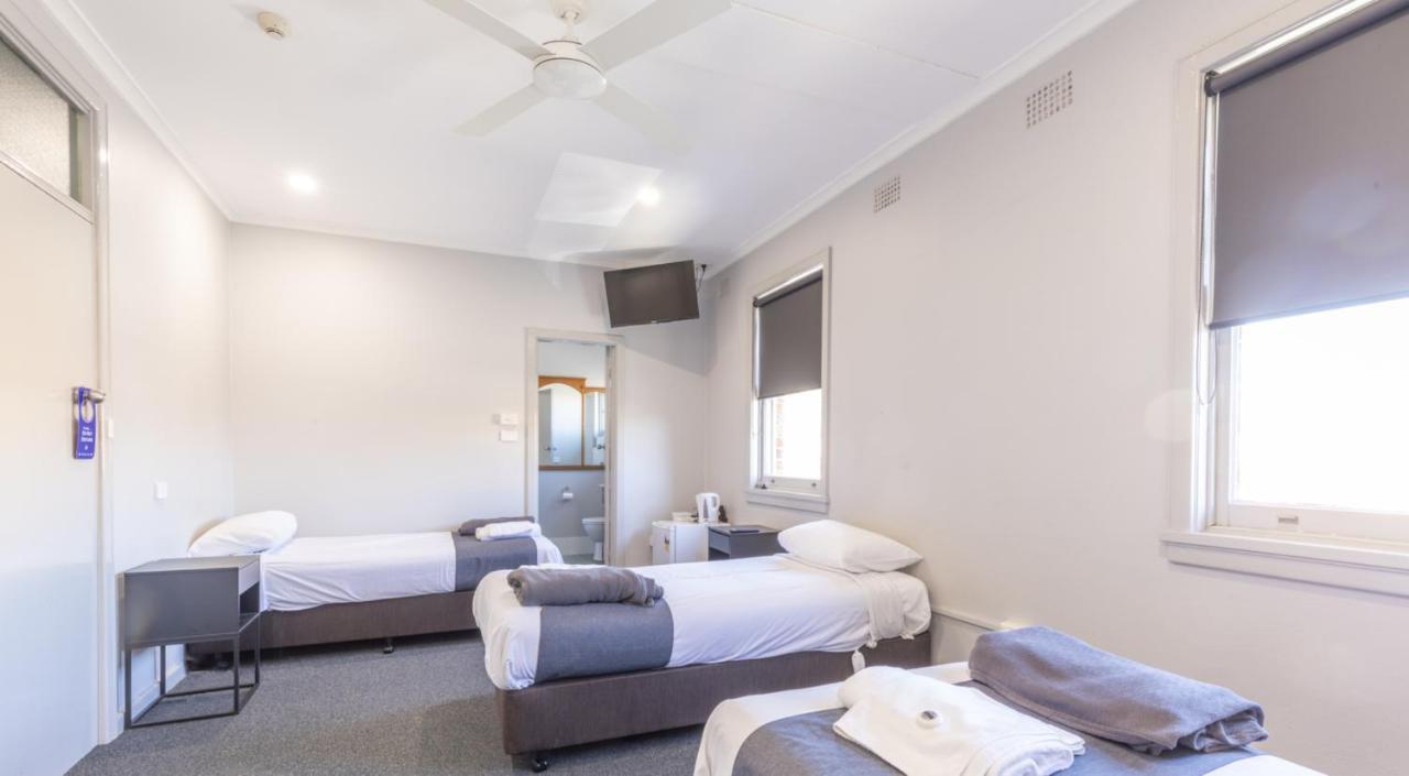 The George Hotel Bathurst Room photo